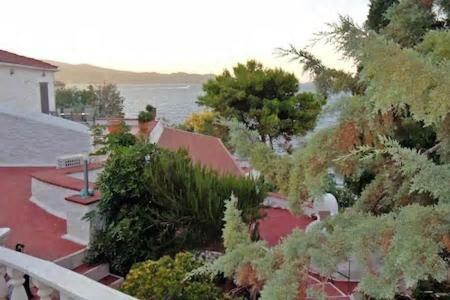 Tramontana Villa Hydra  Exterior photo